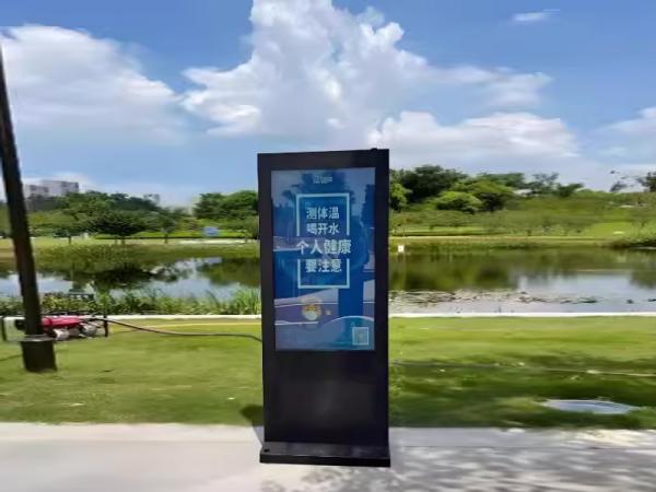 Development status of outdoor advertising machine display screen advertising