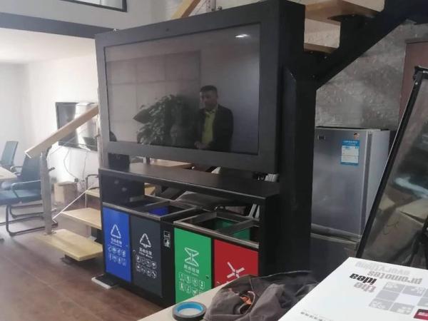 Outdoor advertising machine screen has evolved its functions through the development trend of human interaction