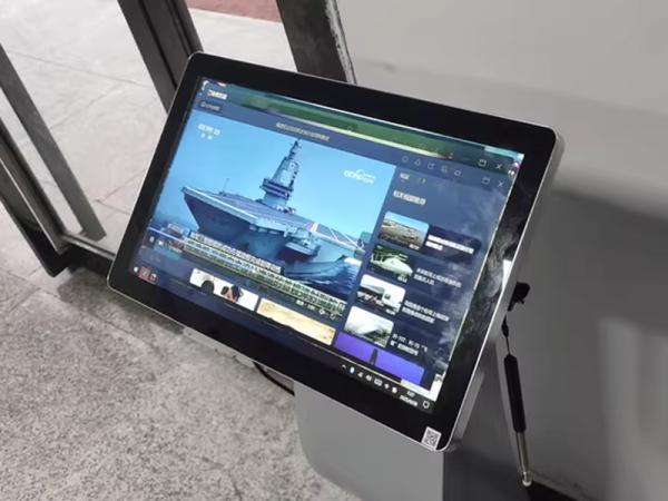 What are the functions of the LCD display screen of the multi-touch inquiry machine