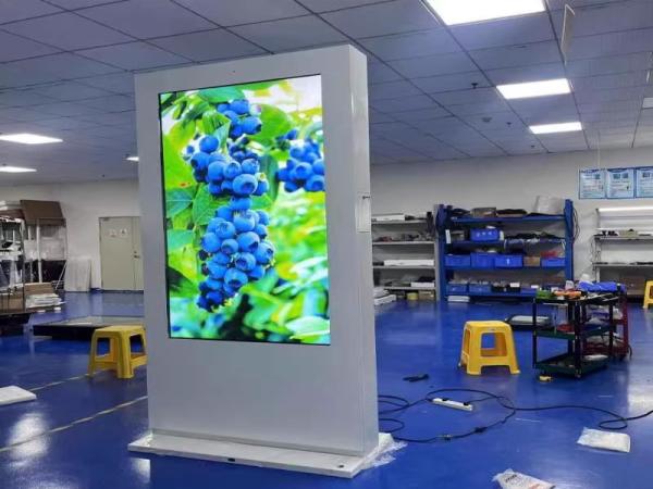 What is the core of outdoor advertising machine screen