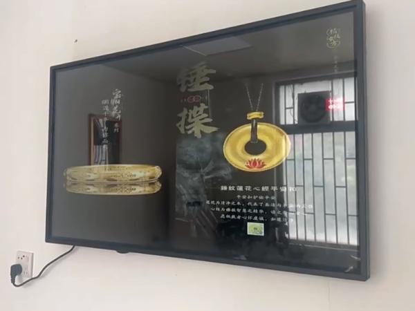 Which lcd advertising machine display screen manufacturer is good and what are its advantages