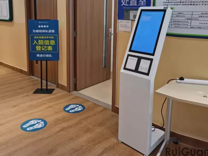 Evaluator number machine service management token system hospital triage queuing