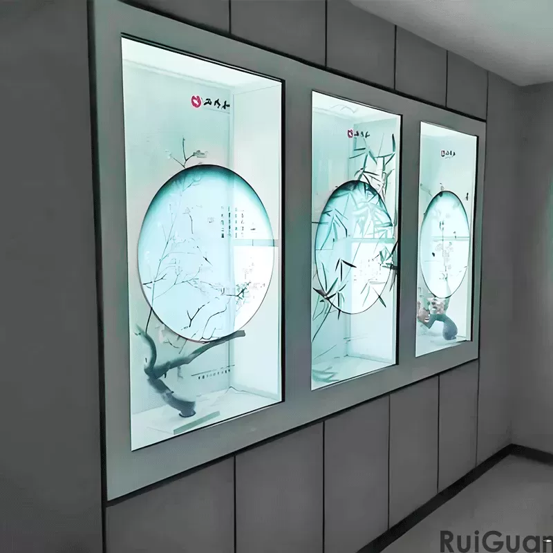 LCD transparent screen display machine: creating a new display space (A)
